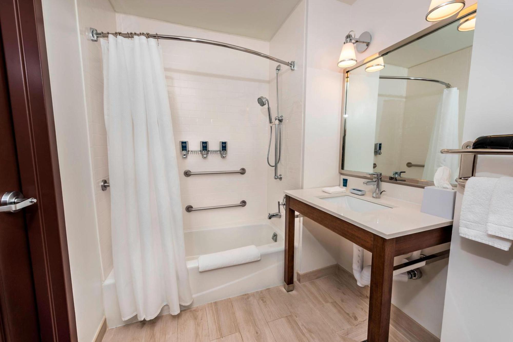 Four Points By Sheraton Houston Energy Corridor Katy Luaran gambar